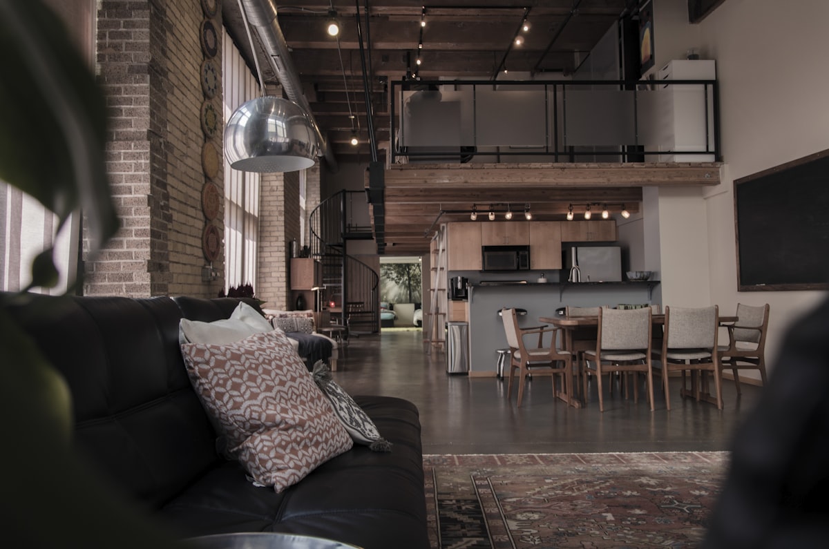 Industrieel woonkamer inspiratie